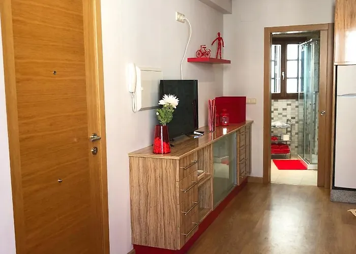 Carmine & Violet * Santiago de Compostela