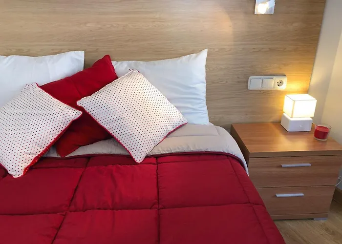 Carmine & Violet Santiago de Compostela